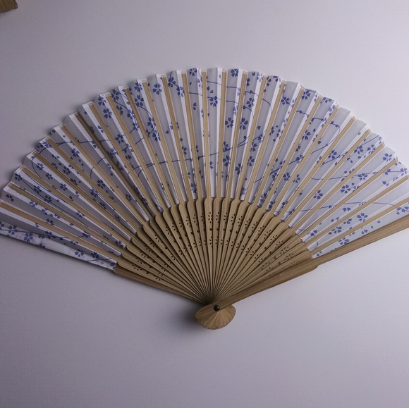 The Park Front Hotel EXCLUSIVE Hand Fans from UNIVERSAL STUDIOS JAPAN - Picture 11 of 15